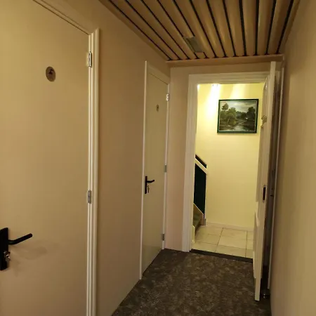 Vogelmient Groepsverblijf * Ameide